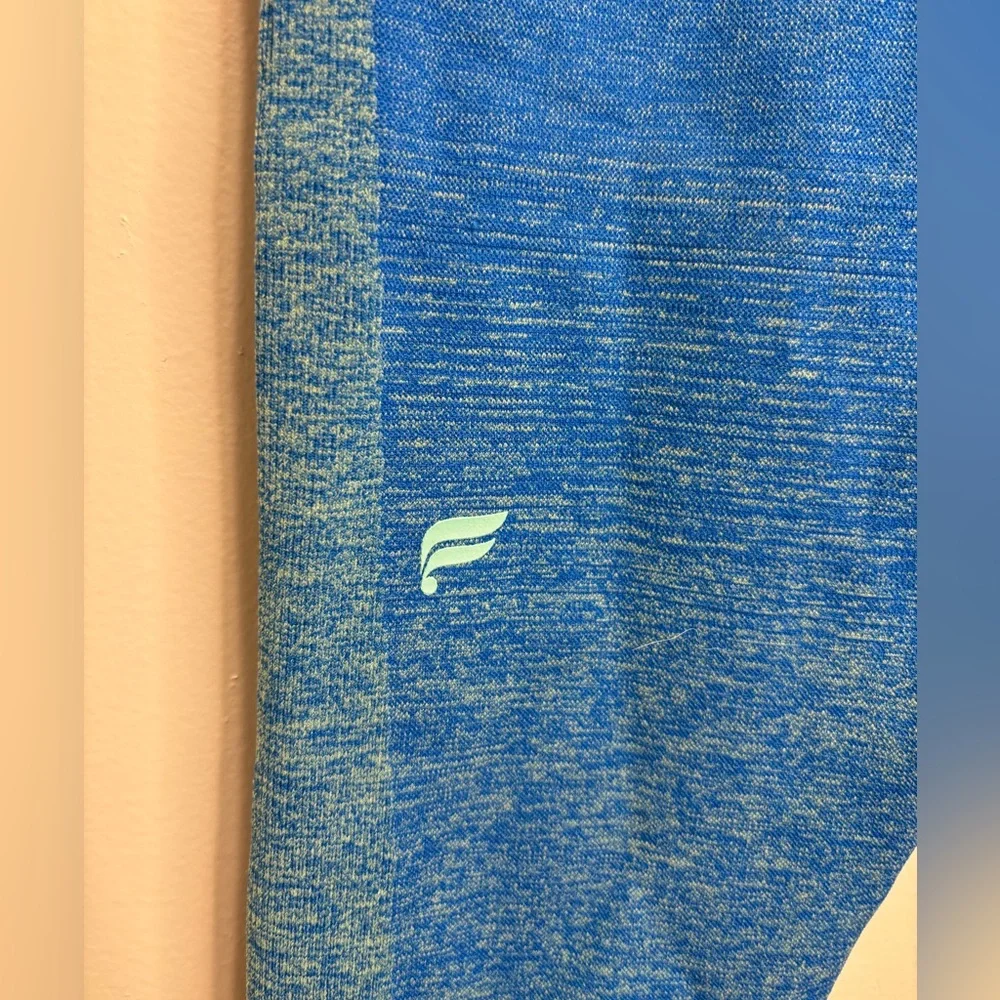 Fabletics Ombre Seamless Ultra High-Waisted Legging - Picture 6 of 6
